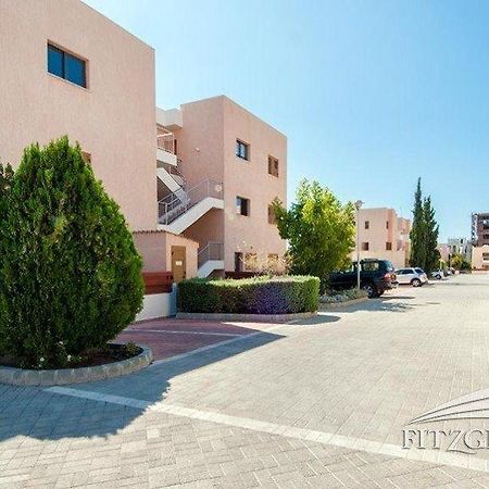 1 Bedroom Garden Flat, Sleeps 4 Paphos Esterno foto