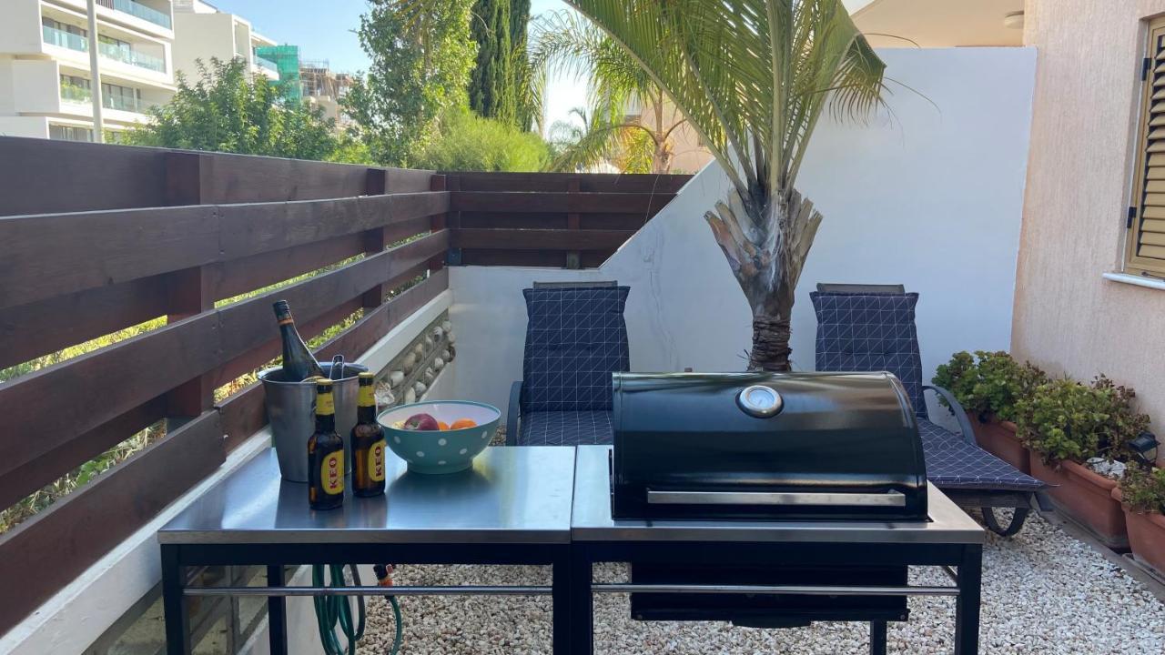 1 Bedroom Garden Flat, Sleeps 4 Paphos Esterno foto