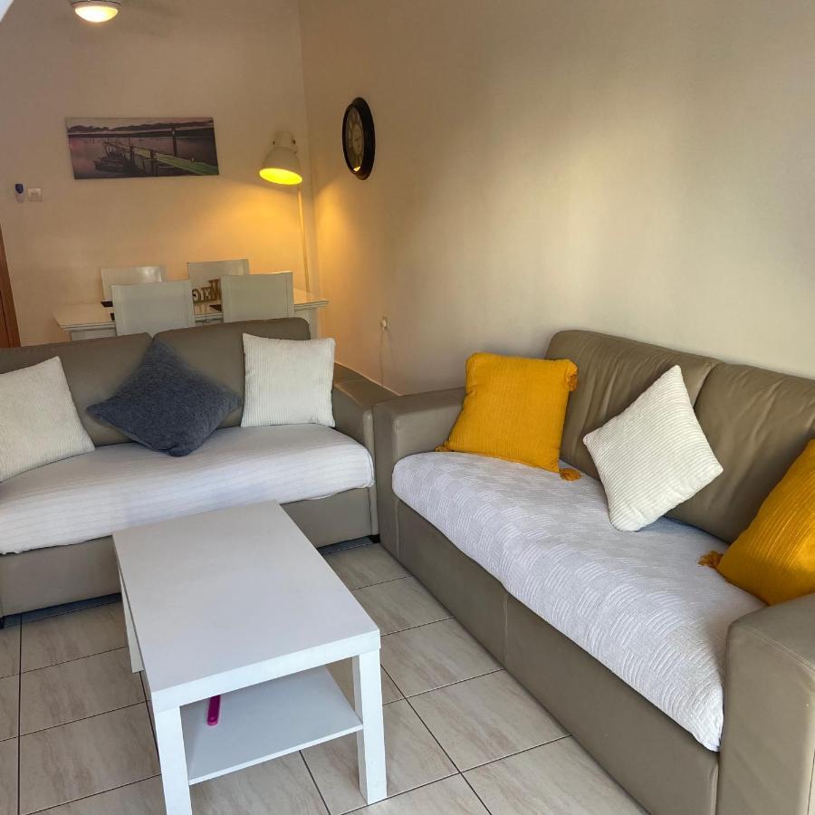 1 Bedroom Garden Flat, Sleeps 4 Paphos Esterno foto